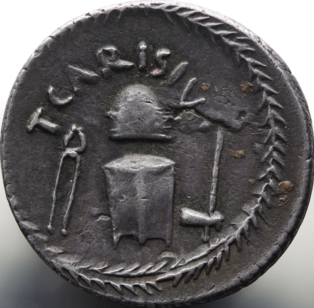 Crawford 464/2 T. CARISIVS IIIVIR (T. Carisius), Denar, 46 BC munzen antike bis romische imperial und republik crawford 464 2 t carisivs iiivir t carisius denar 46 bc