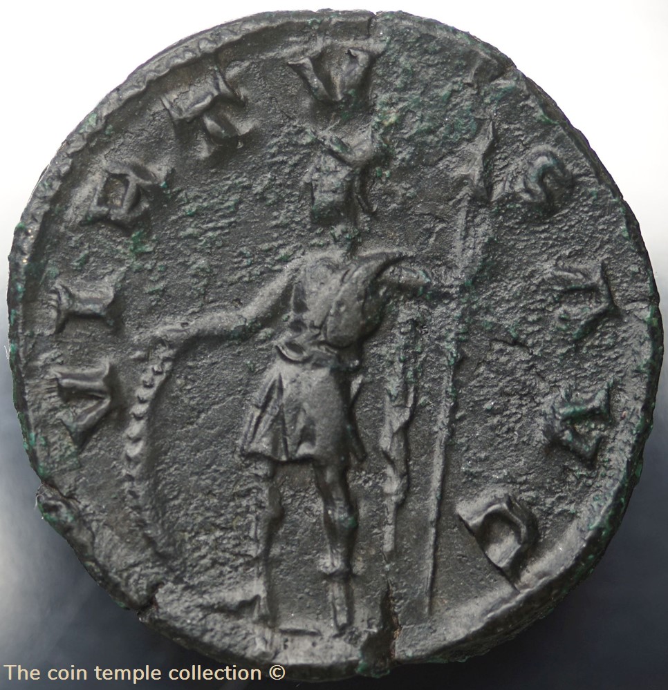Antoninian Marius, RIC V.4 #496(C1) 3 munzen antike bis romische imperial und republik antoninian marius ric v 4 496 c1