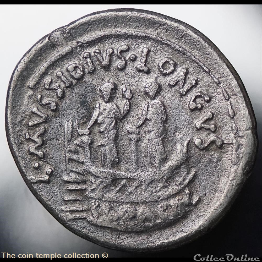 Crawford 494/42c L.MVSSIDIVS T.F.LONGVS IIIIVIR A.P.F. (L. Mussidius Longus) Denar, 42, Rom 3 munzen antike bis romische imperial und republik crawford 494 42c l mvssidivs t f longvs iiiivir a p f l mussidius longus denar 42 rom