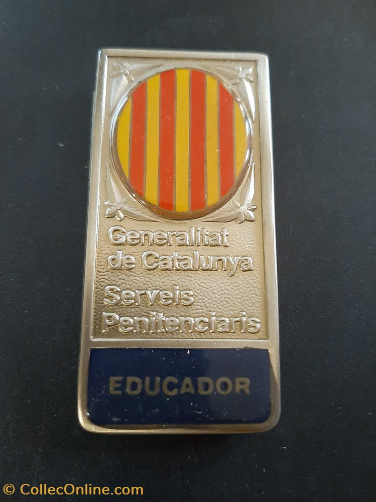 articulos militares insignias y medallas educador
