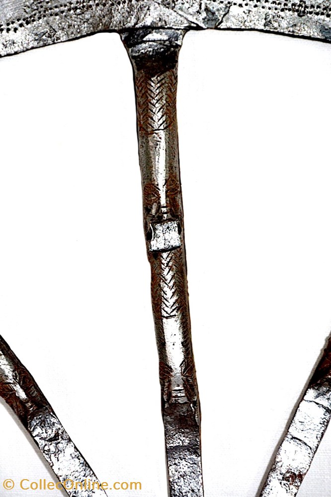 art antiquites africain armes songye nsapo 003