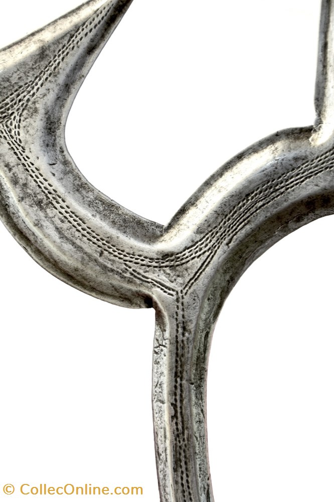 art antiquites africain armes manza 001