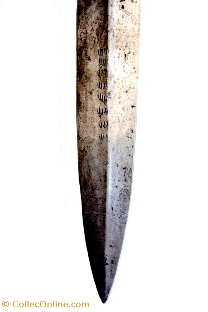 Kreich 001 5 art antiquite africain arme kreich 001