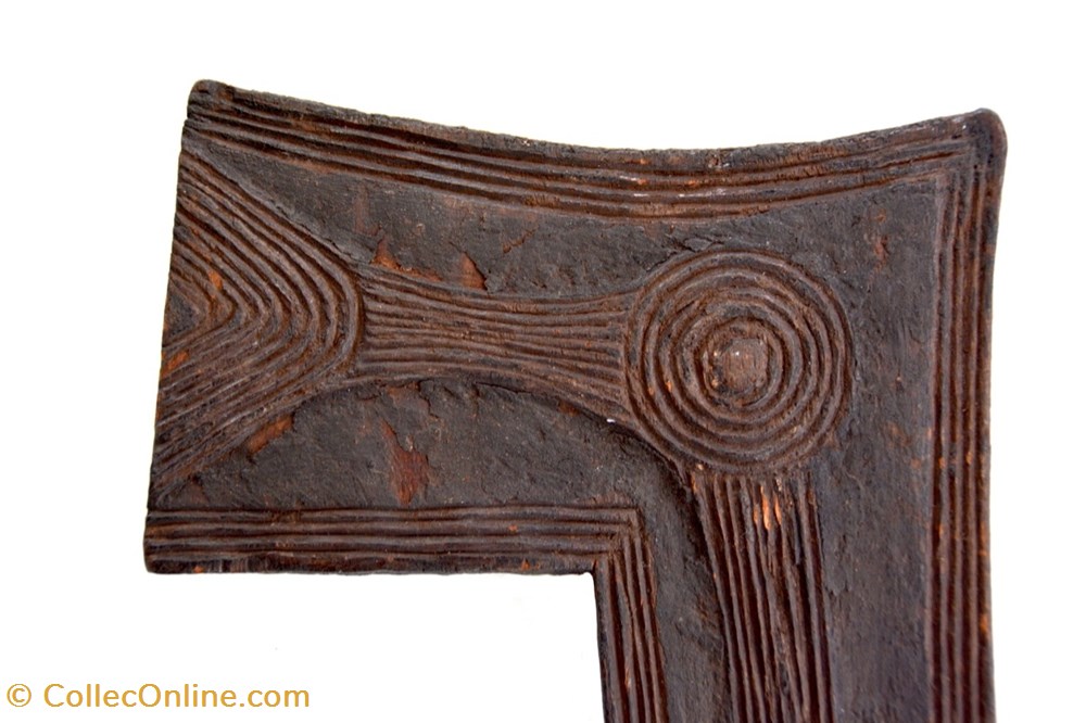 Ndengése 002 3 art antiquite africain arme ndengese 002