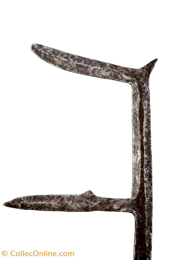 art antiquites africain armes laka ngambaye 011