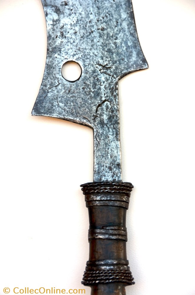 art antiquite africain arme momvu 003