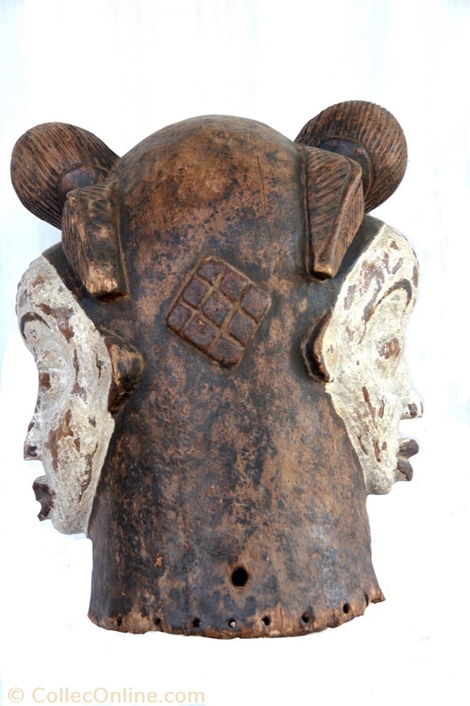 Punu 002 3 art antiquite africain masque punu 002