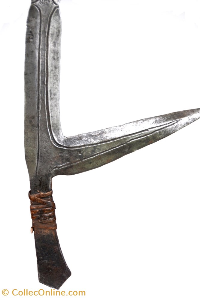 Banda Mbugbu ouest 001 5 art antiquites africain armes banda mbugbu ouest 001
