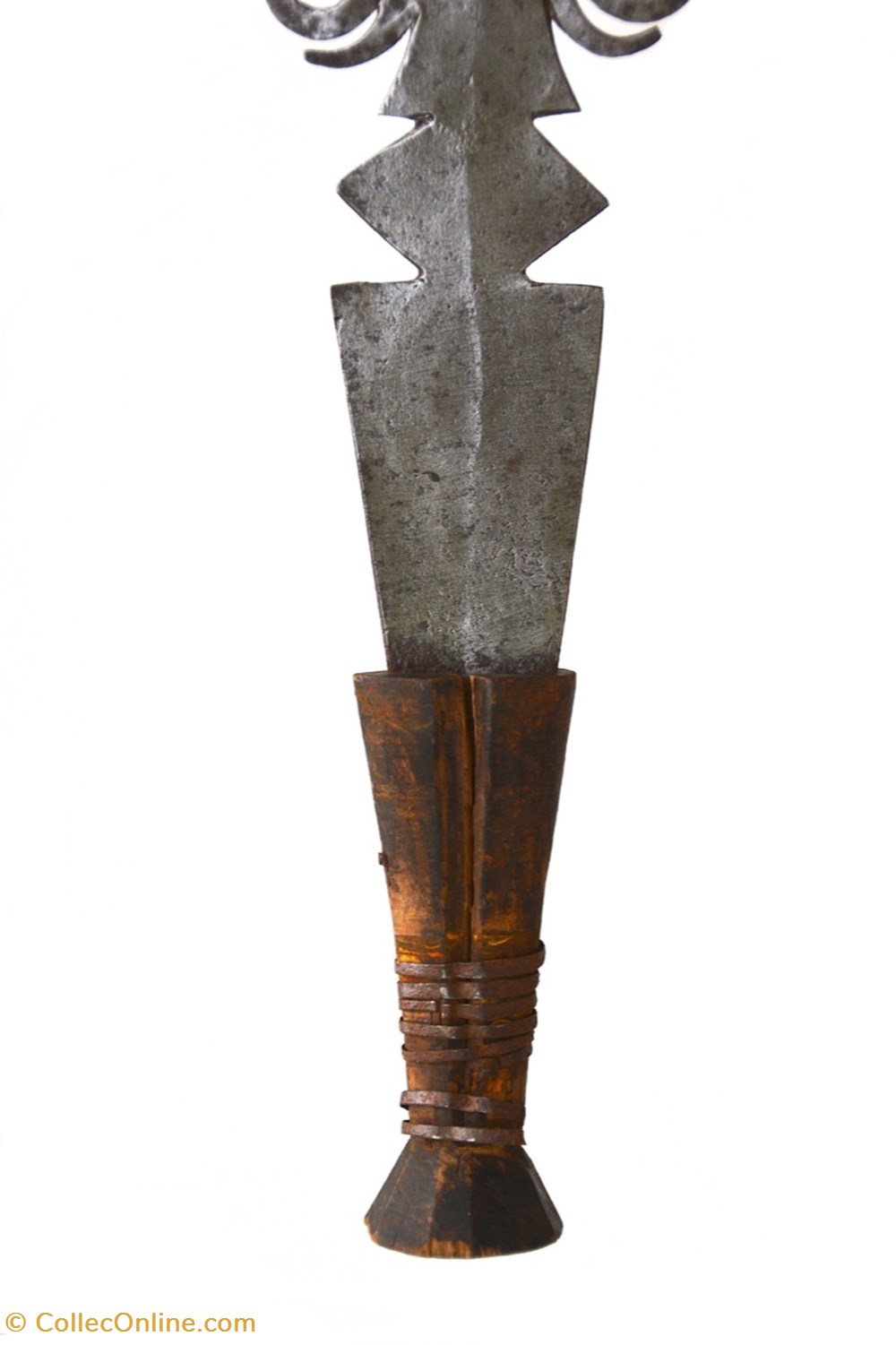 Ekonda C 001 5 art antiquites africain armes ekonda c 001