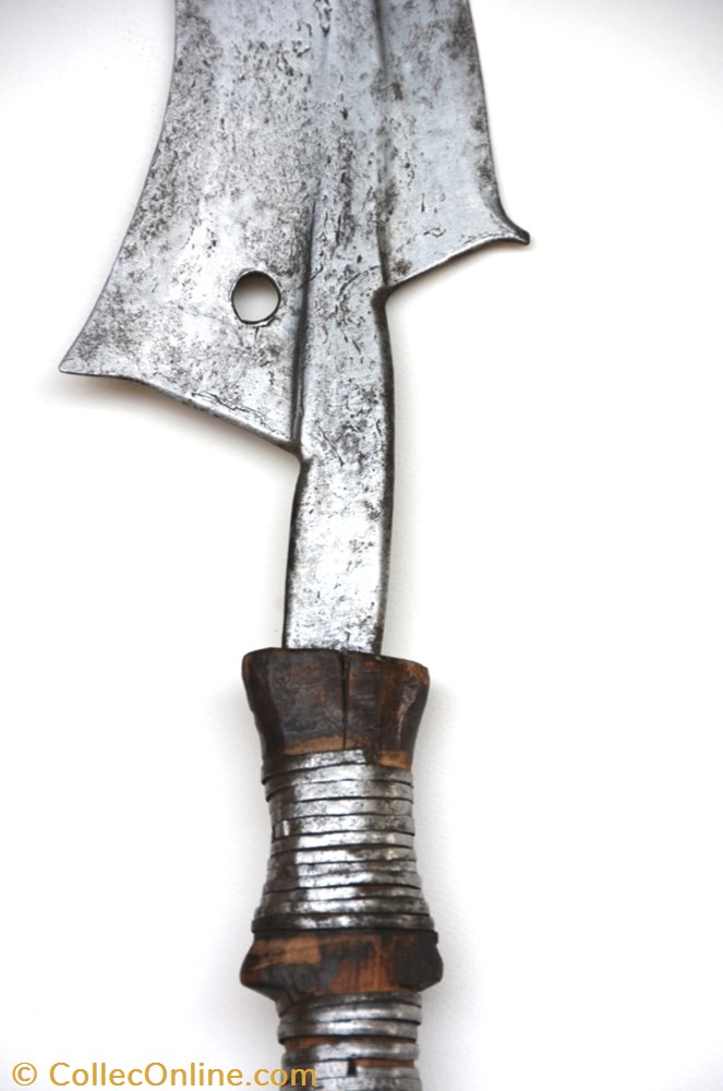 art antiquite africain arme mangbetu 004