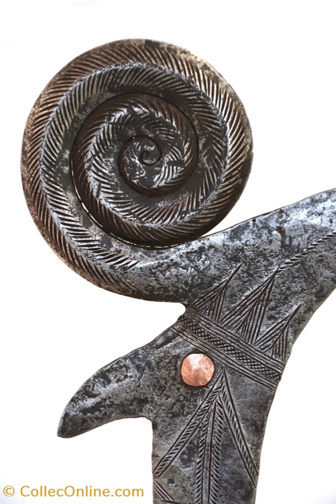 art antiquites africain armes ganda 004