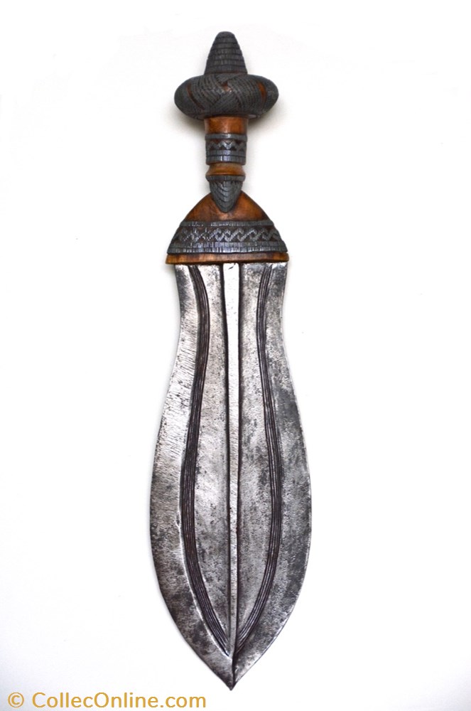 art antiquite africain arme ikulikal 002