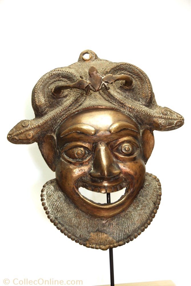 art antiquite africain masque bamoun 001