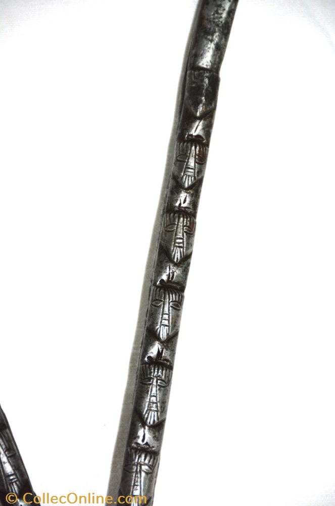 art antiquite africain arme songye nsapo 001
