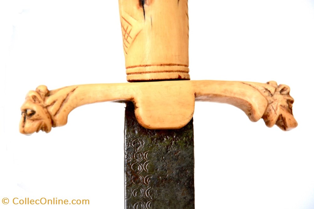 Bamoun-Tikar 001 5 art antiquite africain arme bamoun tikar 001