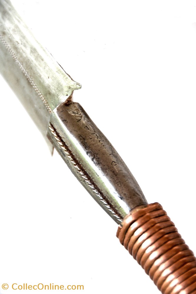 art antiquite africain arme yakoma basakpwa 010