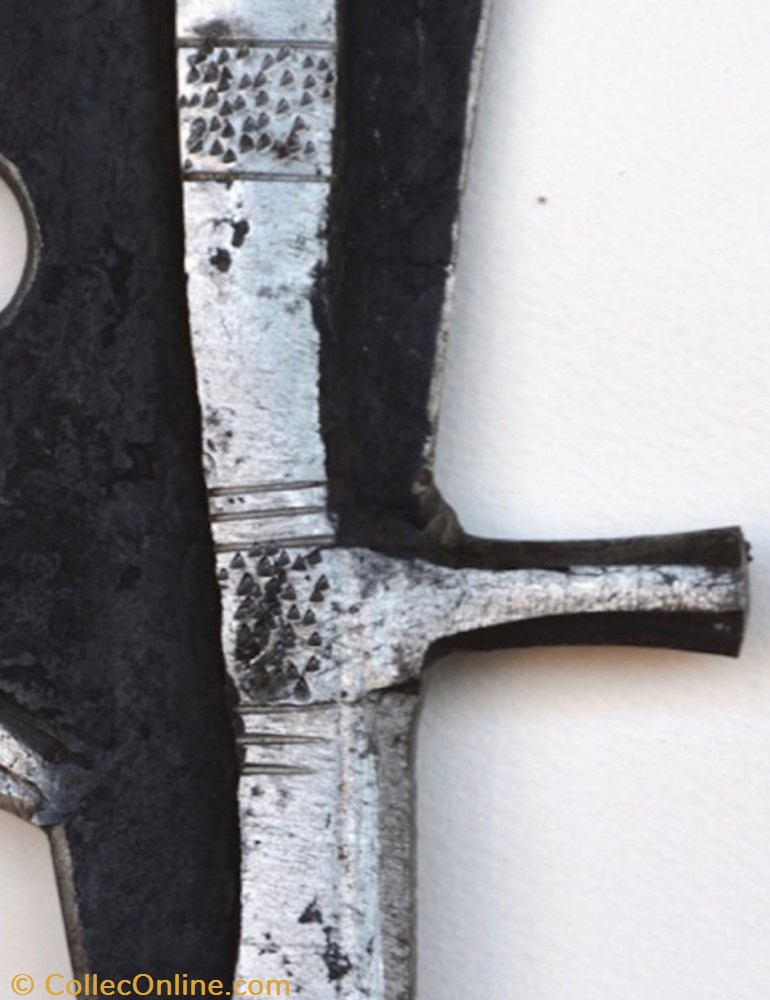 art antiquite africain arme mangbetu ivoire 004