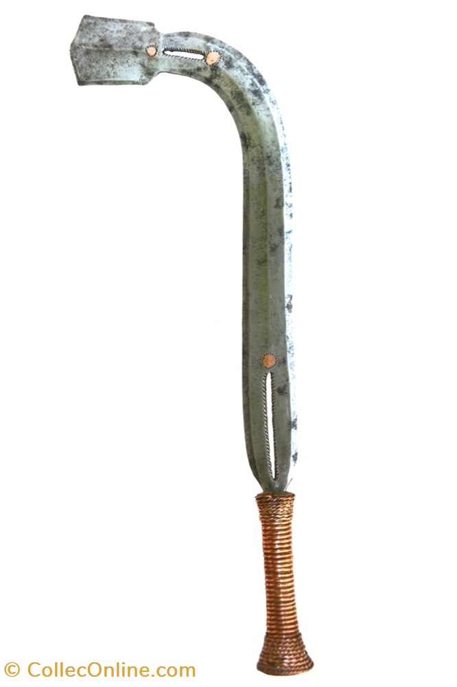 Yakoma Ngondi 011 art antiquite africain arme yakoma ngondi 011