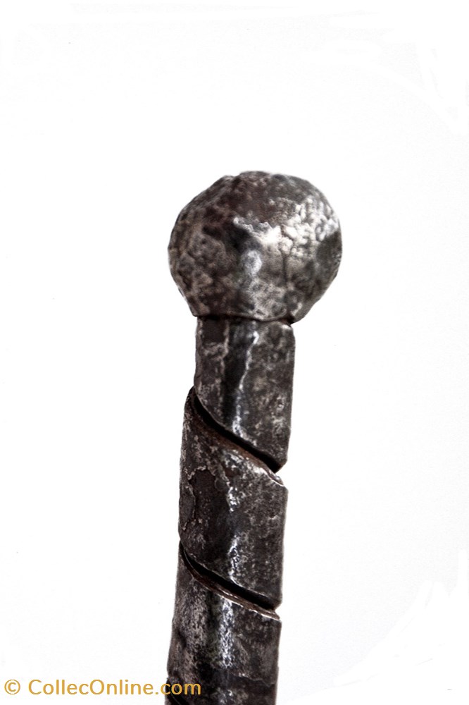 Dadiya 001 5 art antiquite africain arme dadiya 001