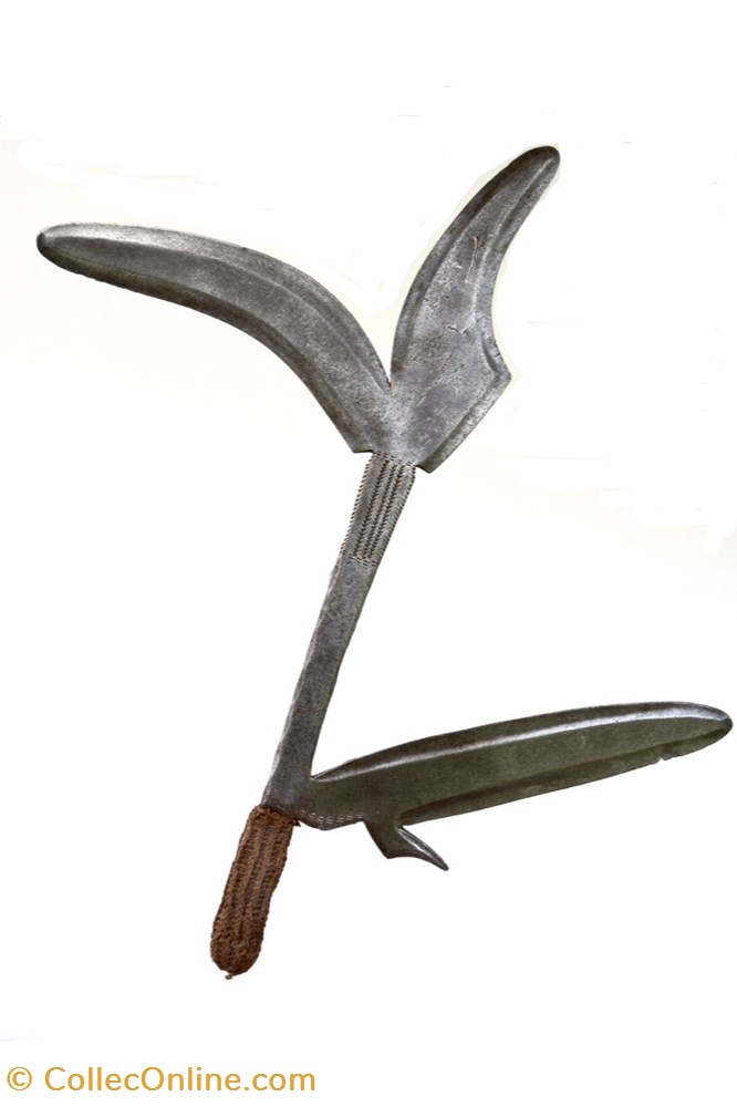 Zandé - Bandia 002 art antiquites africain armes zande bandia 002