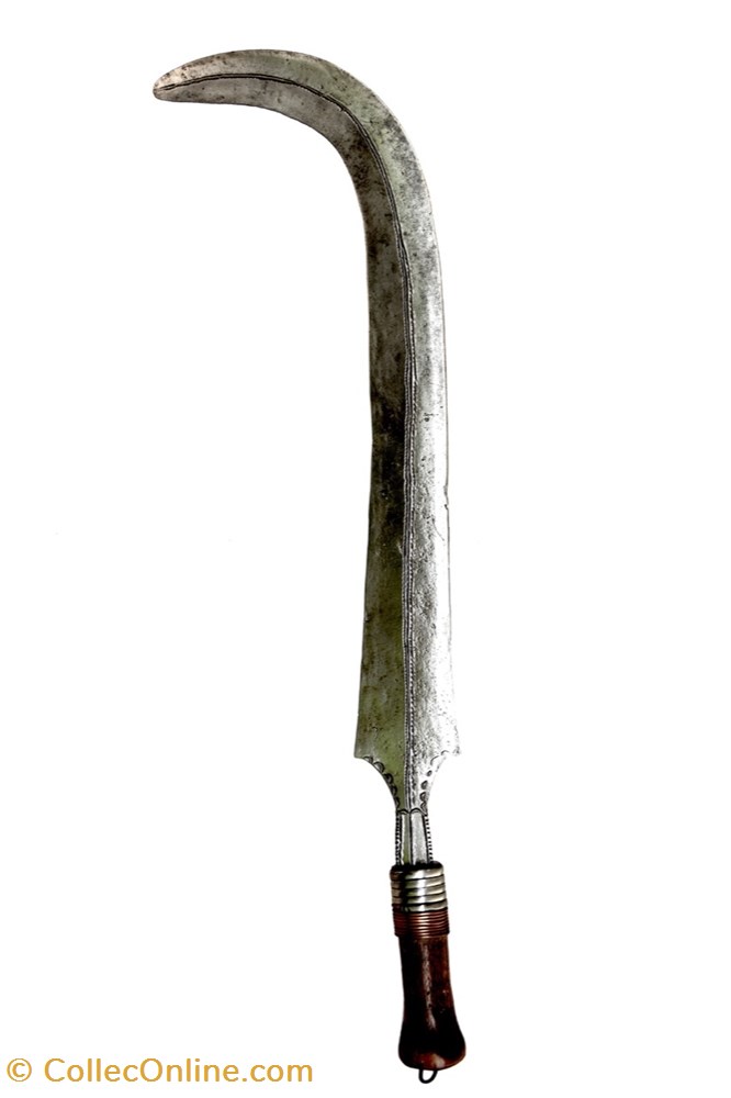 Yakoma Ngondi 005 art antiquite africain arme yakoma ngondi 005
