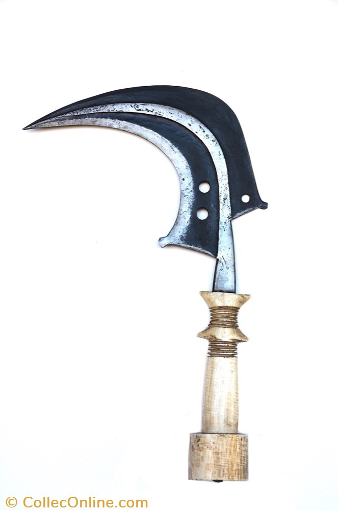 Mangbetu Ivoire* 001 art antiquite africain arme mangbetu ivoire 001