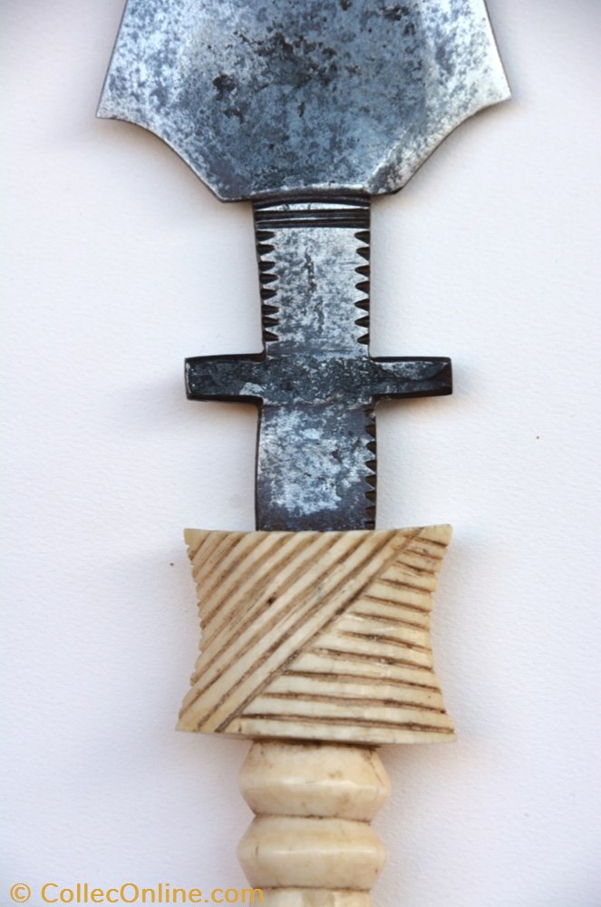 art antiquites africain armes budu ivoire 004