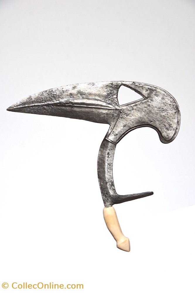 Kota-Fang 002 art antiquite africain arme kota fang 002