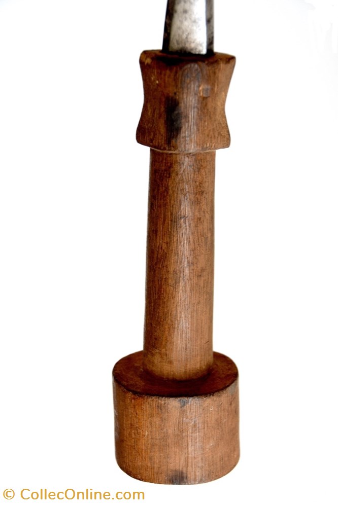 art antiquites africain armes mangbetu 008