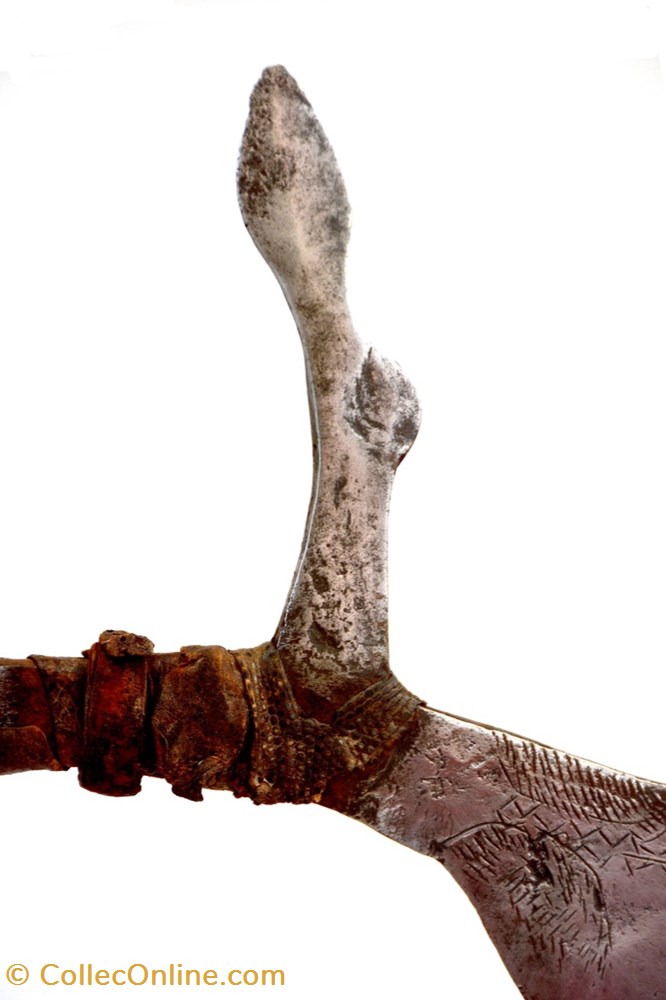 art antiquites africain armes nuba 001
