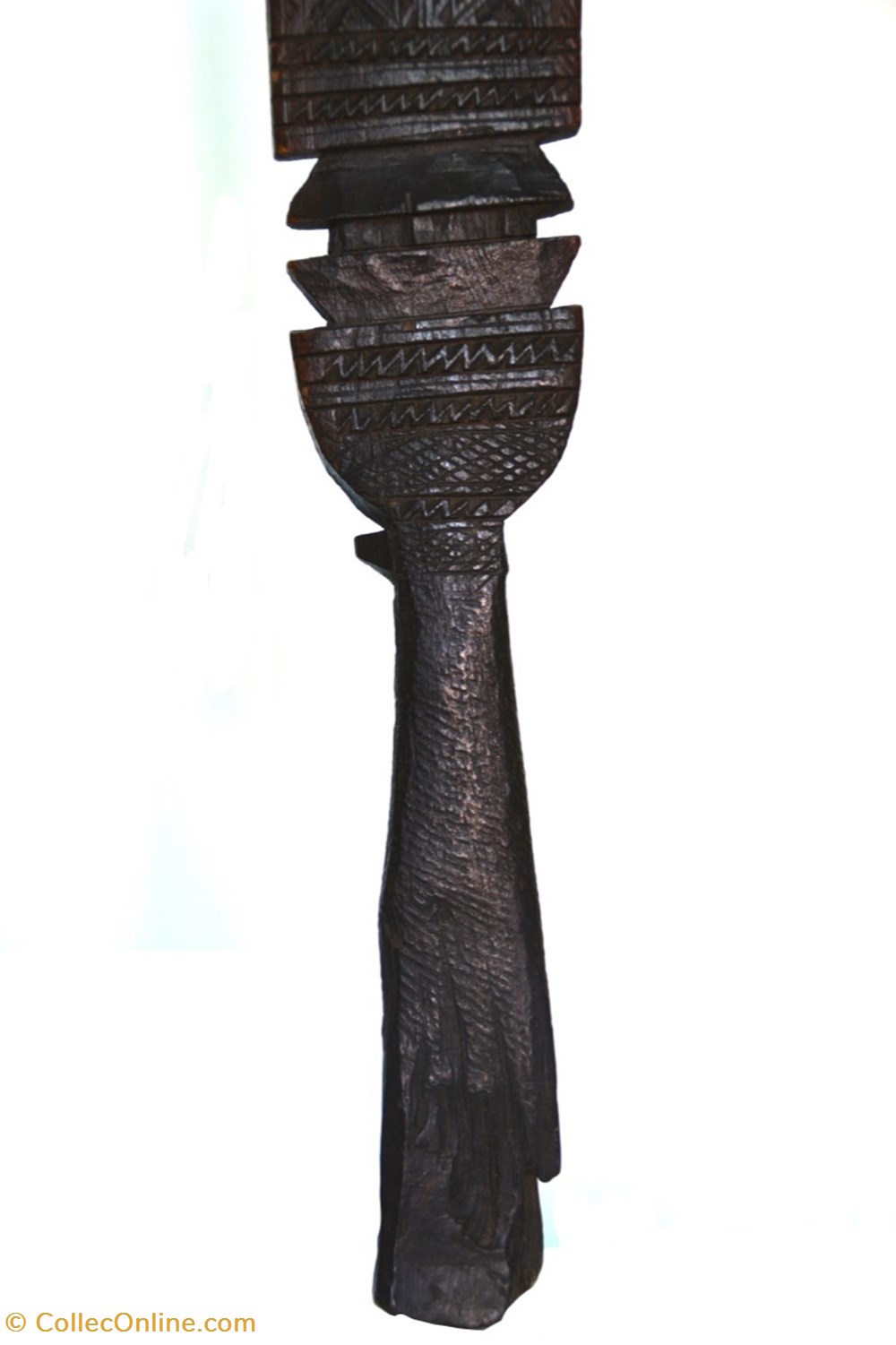 art antiquites africain touareg piquet de bat 002