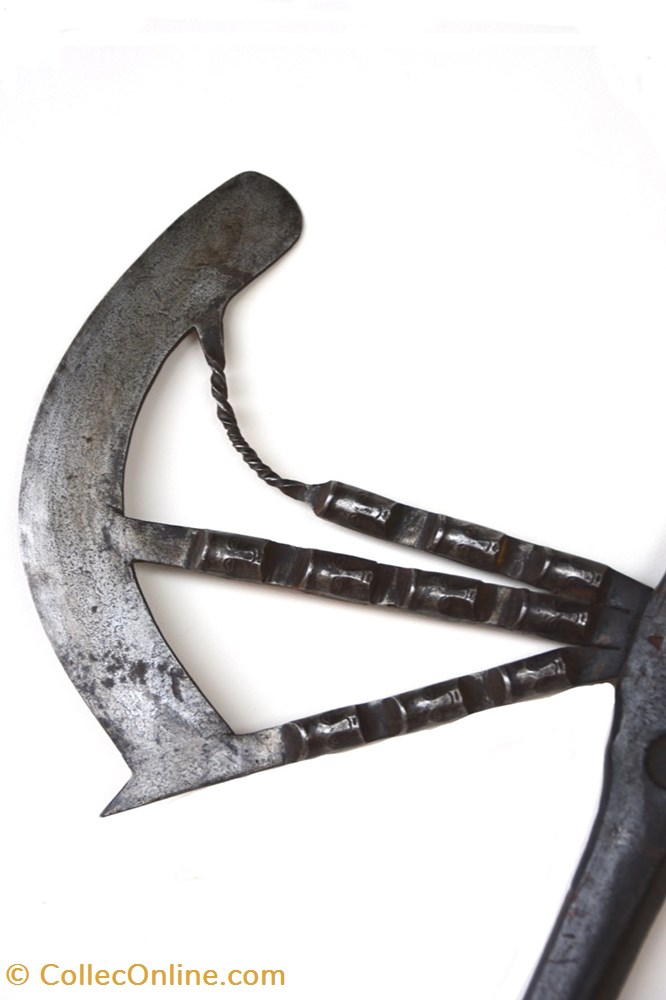 Songyé 003 2 art antiquite africain arme songye 003