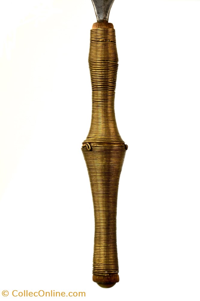 art antiquite africain arme mfinu 002