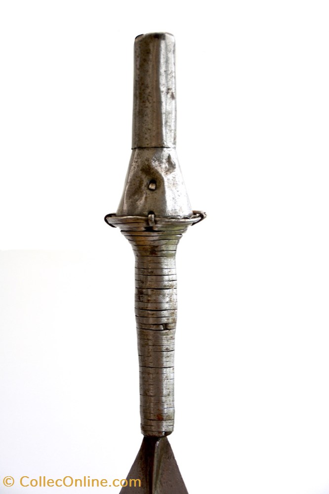 Fang-Kota 002 4 art antiquite africain arme fang kota 002