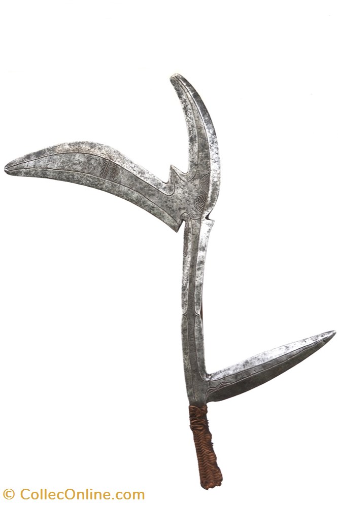 art antiquites africain armes banda mbugbu ouest 002