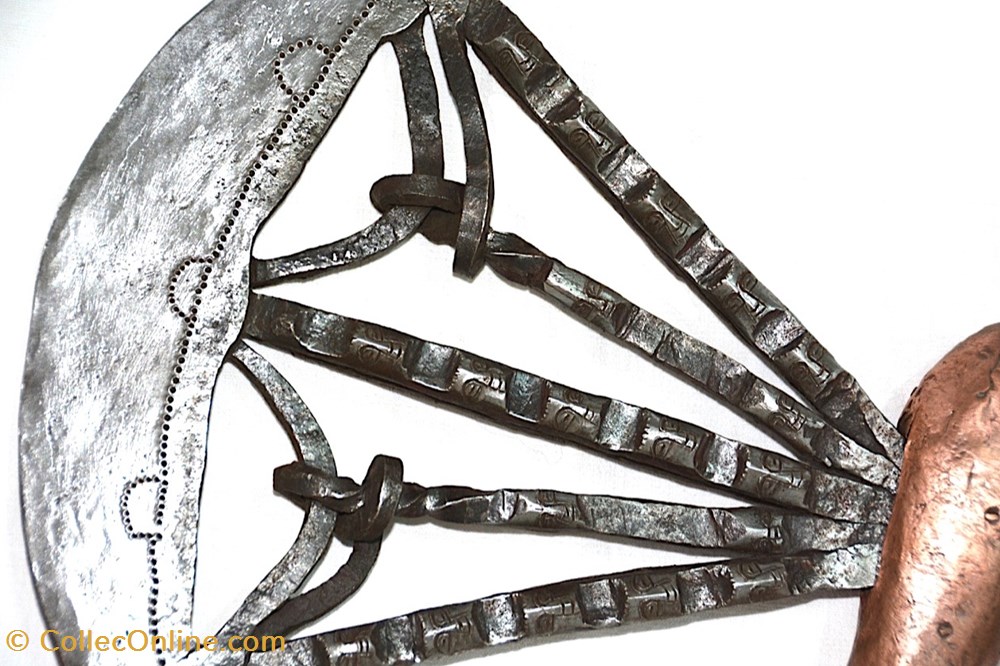 Songyé Nsapo 005 4 art antiquite africain arme songye nsapo 005