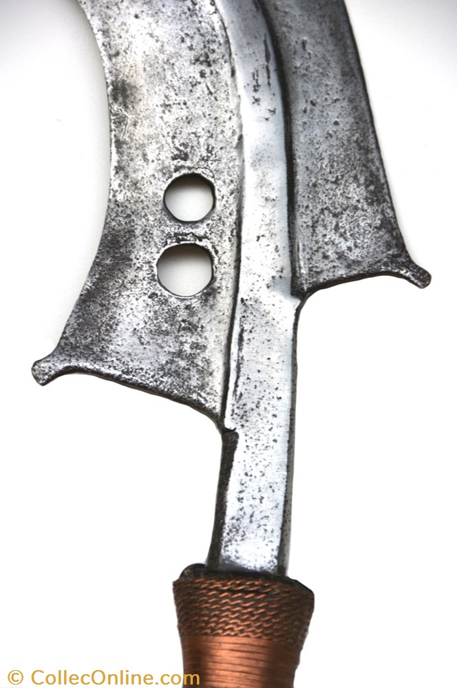 art antiquite africain arme mangbetu 001