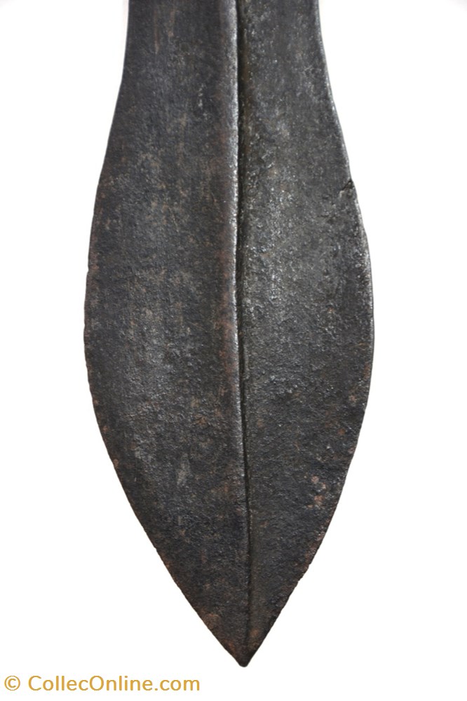 art antiquites africain armes ikulbapyaang 008