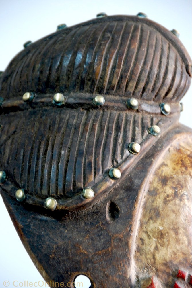 Punu 007 4 art antiquite africain masque punu 007