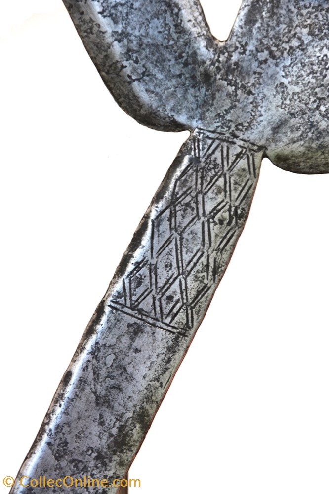 Nzakara 002 3 art antiquites africain armes nzakara 002