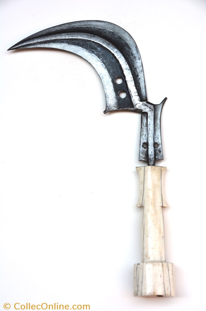 art antiquite africain arme mangbetu ivoire d 001