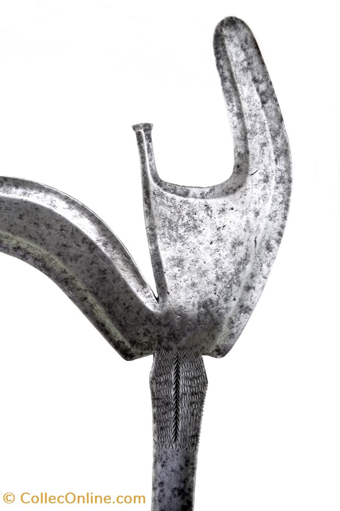 Nzakara 001 2 art antiquites africain armes nzakara 001