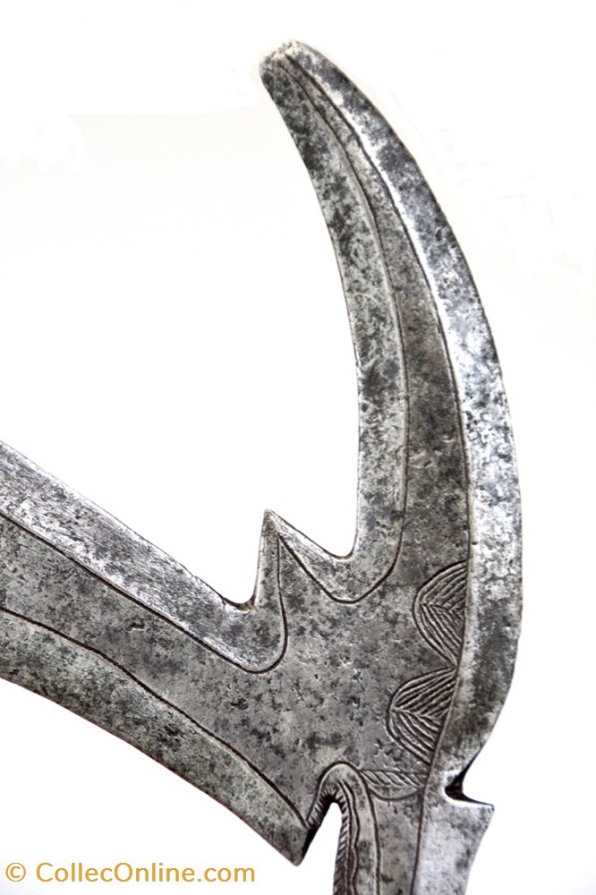 art antiquites africain armes banda mbugbu ouest 002