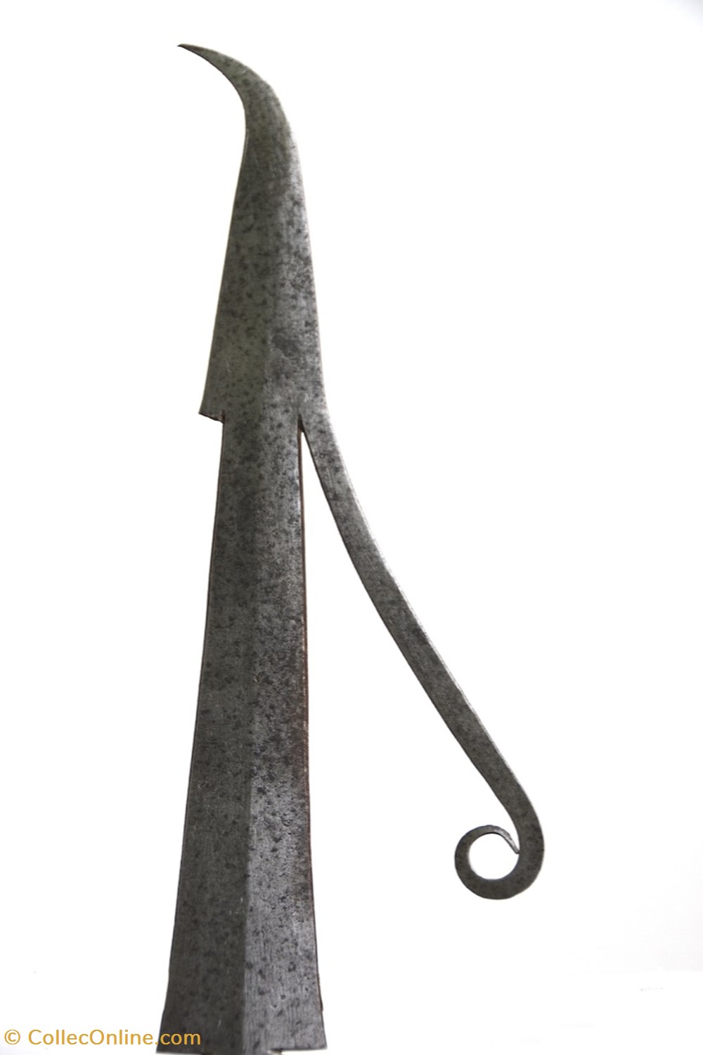 Ekonda C 007 2 art antiquites africain armes ekonda c 007