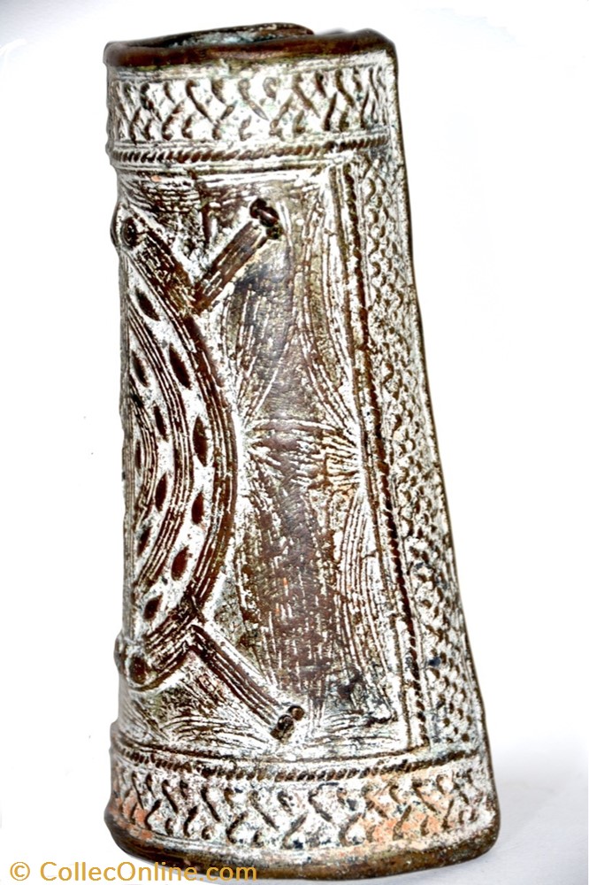 art antiquite africain bronze brassiere benin 004
