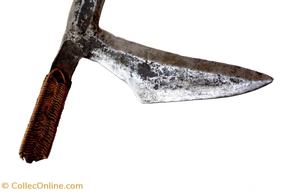 Yangéré-Kaka 002 4 art antiquites africain armes yangere kaka 002