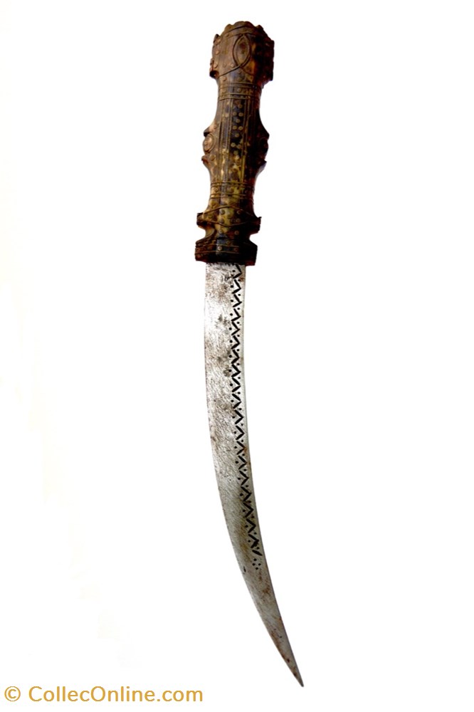 art antiquites africain armes shula 001