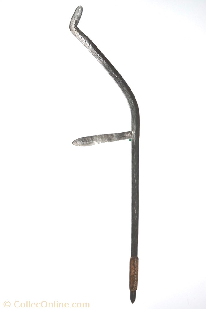 art antiquites africain armes sara 001