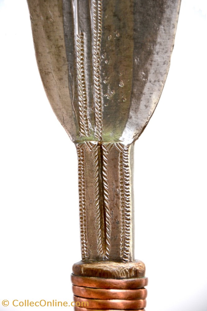 Yakoma Basakpwa 012 3 art antiquite africain arme yakoma basakpwa 012