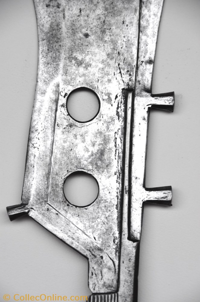art antiquite africain arme mangbetu 004